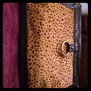 Banana Republic Bags - Bananas Republic leather cheetah print clutch Banana Republic Bags - Bananas Republic leather cheetah print clutch